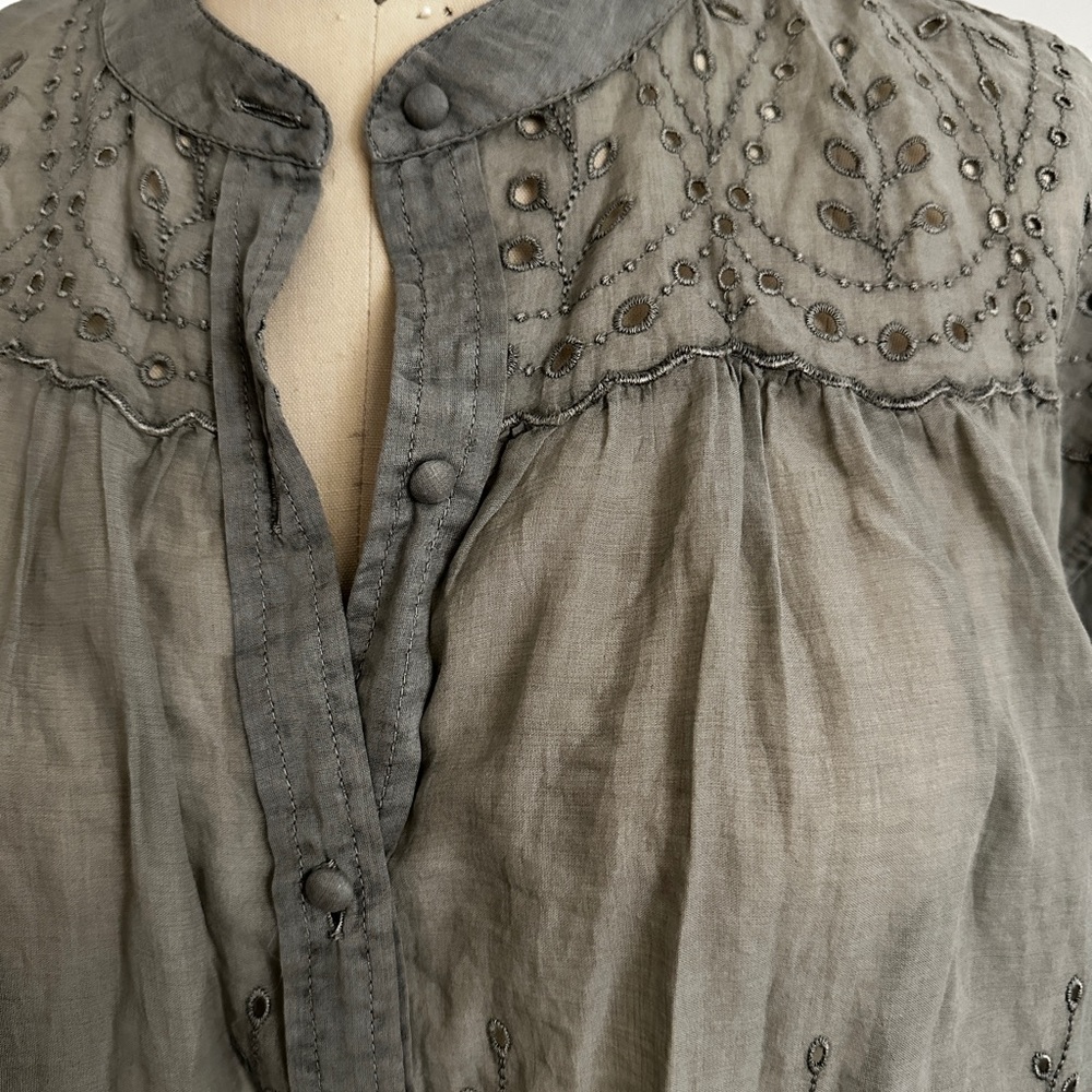NWOT AE77 Eyelet woven top - Picture 5 of 5